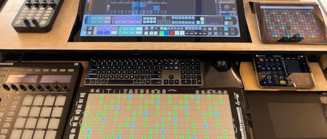 Customer photo review of Wired Backlit Keyboard For Mac (Space Gray)