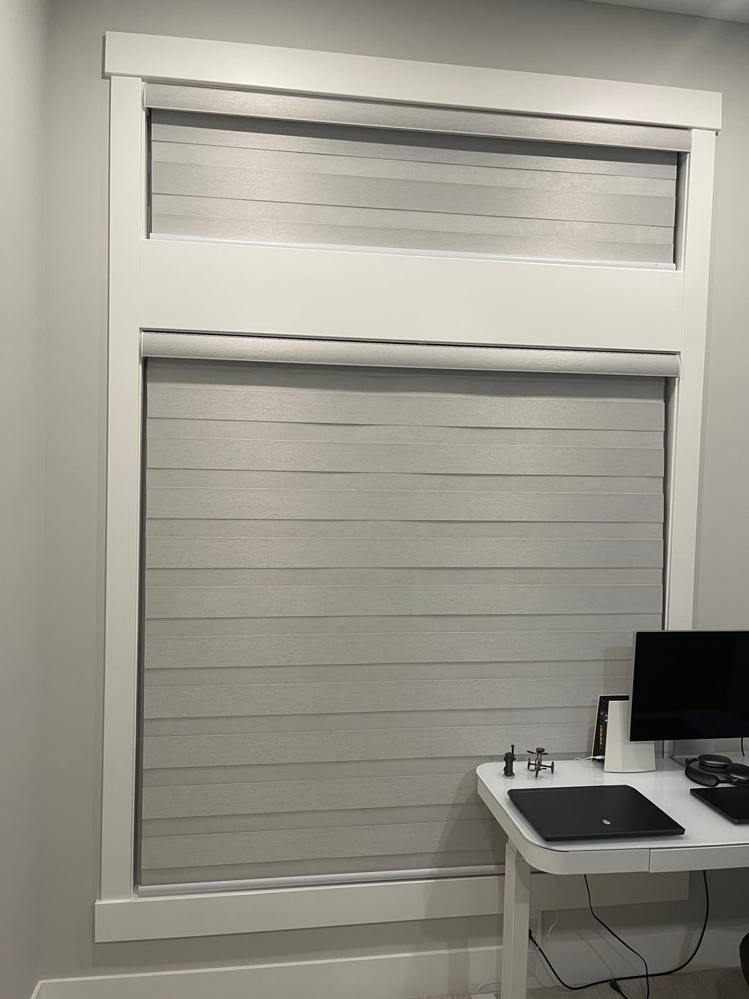 Customer photo review of SmartWings Motorized Zebra Shades 85% Blackout 95mm Ingrid