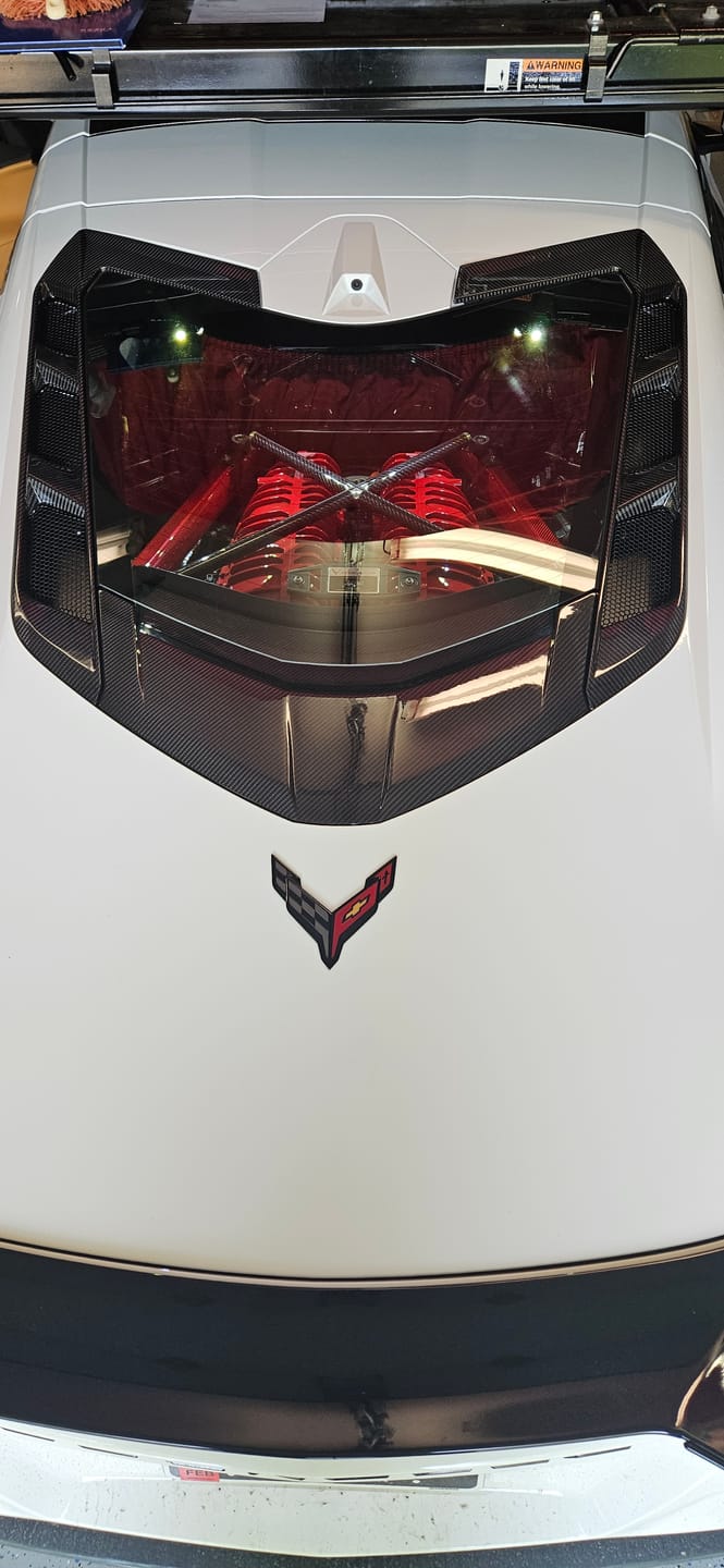 Customer photo review of Chevrolet Corvette C8 Rear Window Hatch Deck Lid Spoiler