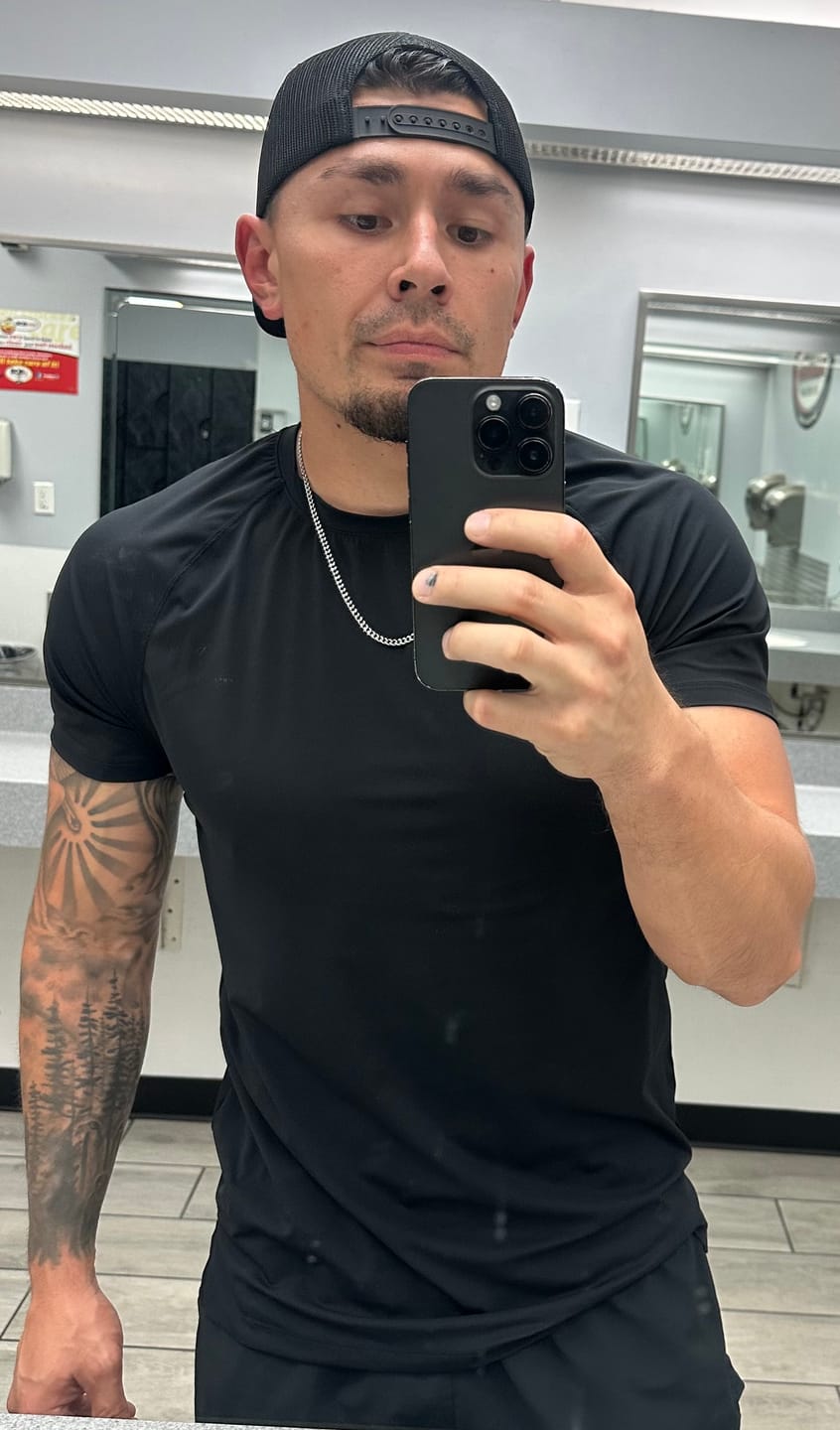 Customer photo review of Fitted Lycra Performance Tee