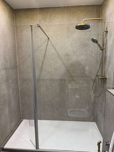 Customer photo review of SONNI Walk In Dusche Duschabtrennung Duschwand Nano Beschichtung Klarglas Mit 30cm schwenkbarer Seitenteil