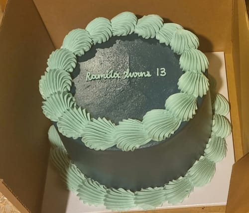 Customer photo review of clara