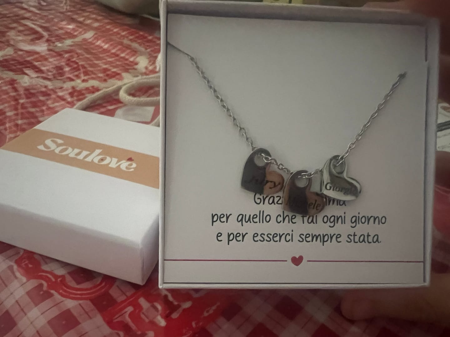 Customer photo review of Collana Cuoricini con Nomi Incisi ✦ Cuori di Mamma