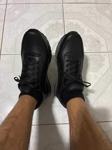 Customer photo review of Tenis Artesanal Hombre Toronto - Negro