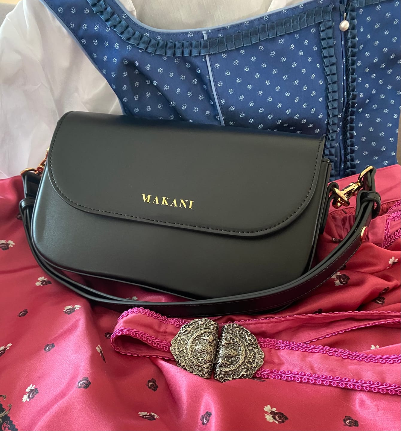 Customer photo review of CHLOIE - BLACK