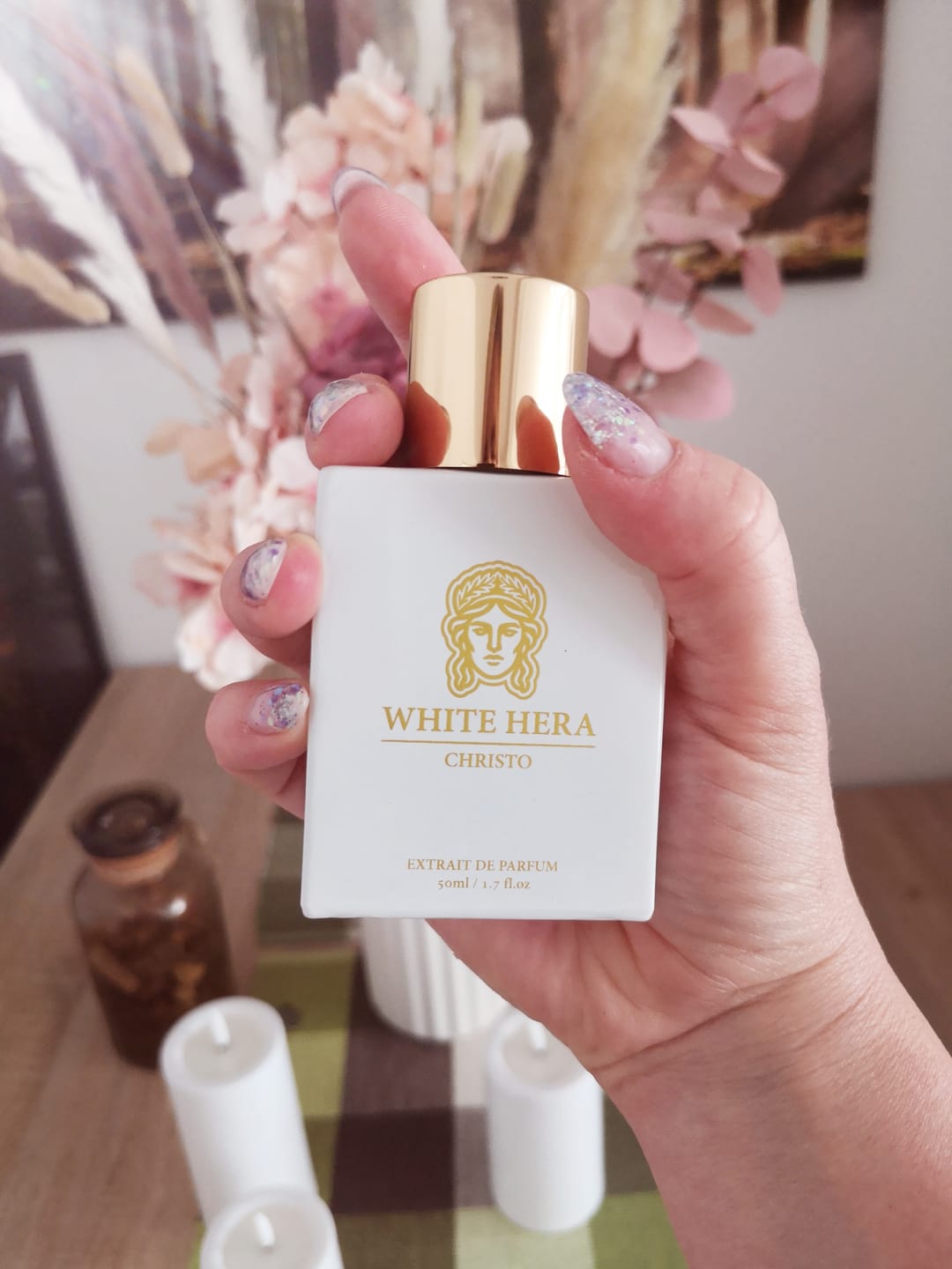 Customer photo review of WHITE HERA - Damen Parfum