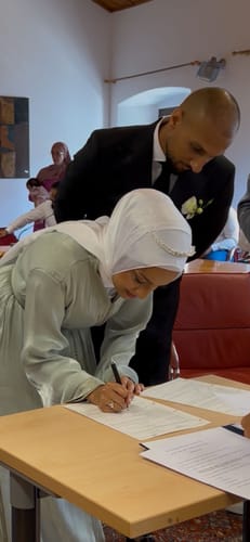 Customer photo review of Esmée