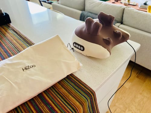 Customer photo review of HiZoo - Pillow Neck & Shoulder Massager