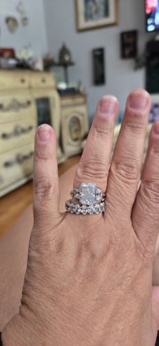 Customer photo review of 8 Ct Louily Luxurious Three Stone Radiant Cut Wedding Set In Sterling Silver