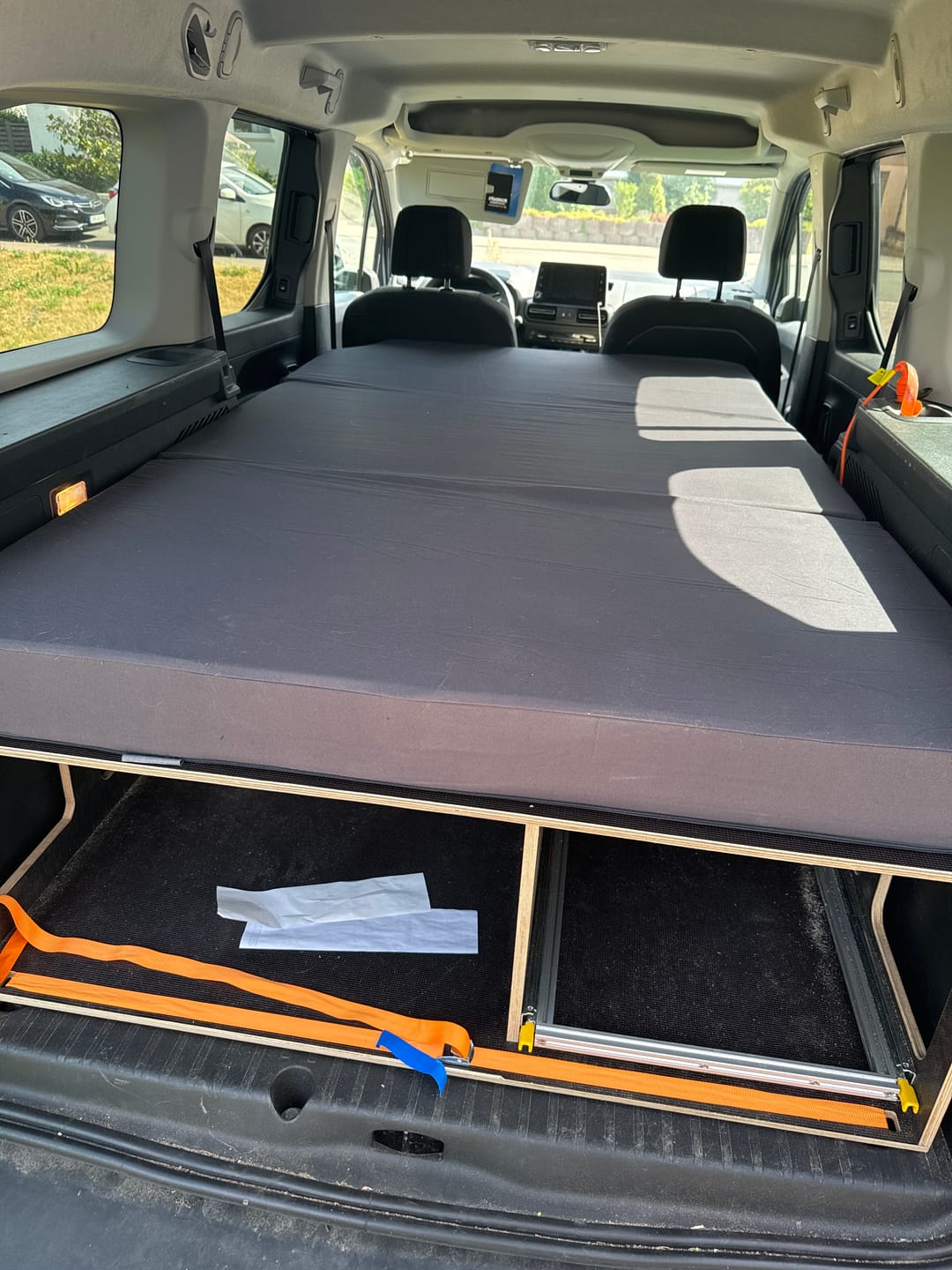 Customer photo review of Matratze T5 T6 California Ocean 115x200x12
