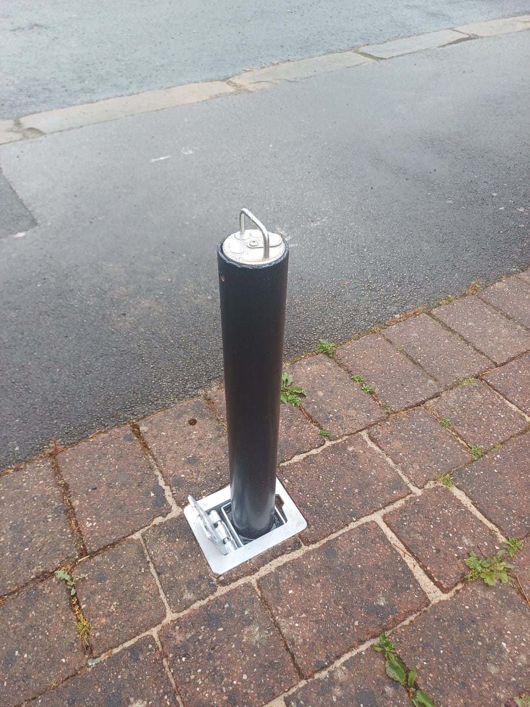 Customer photo review of RD4 Telescopic Bollard