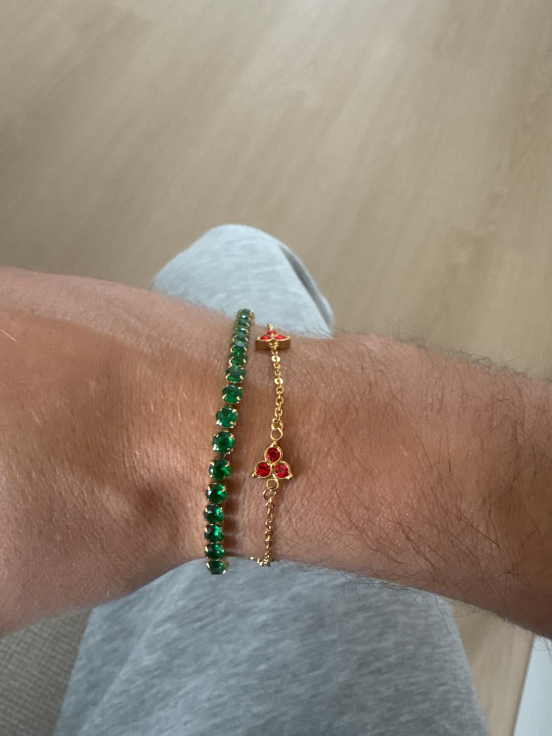 Customer photo review of Tennis Green Bracelet (Gold)