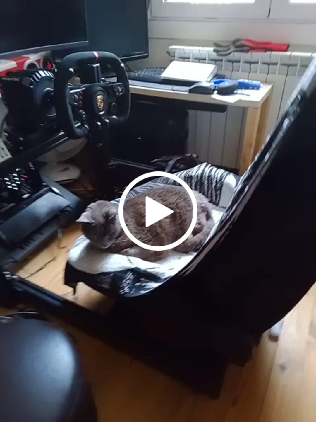 Customer video review of RS12 Simulator Seat