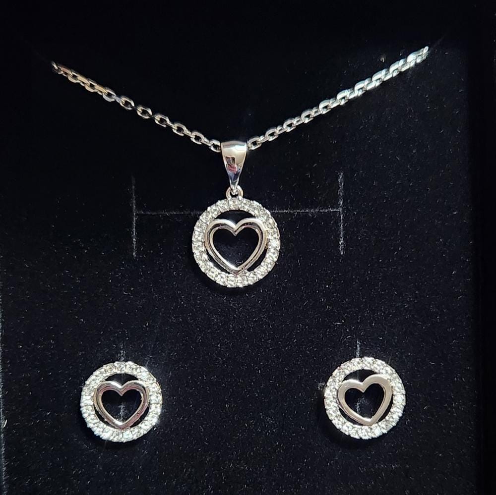 Customer photo review of Khaleesi 18k White Gold Plated Silver Heart Necklace and Earring Set with Swarovski Crystals