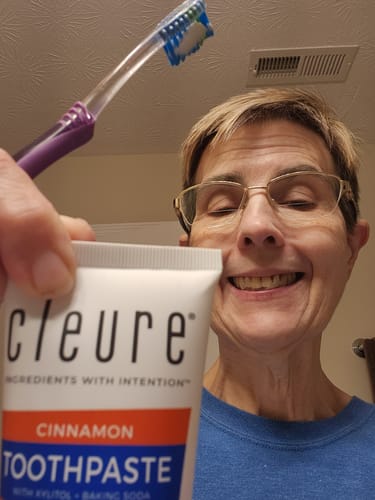 Customer photo review of Toothpaste - Cinnamon