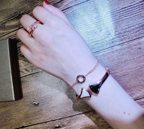 Customer photo review of DREAM BRACELET OPEN PINK GOLD MOP