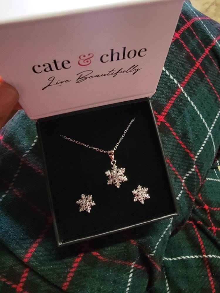 Customer photo review of Sunny 18k White Gold Plated Necklace and Stud Earrings Jewelry Set with Swarovski Crystals