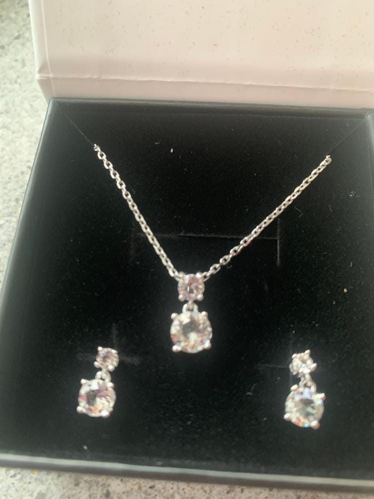 Customer photo review of Jasmine 18k White Gold Plated Drop Necklace with Swarovski Crystals