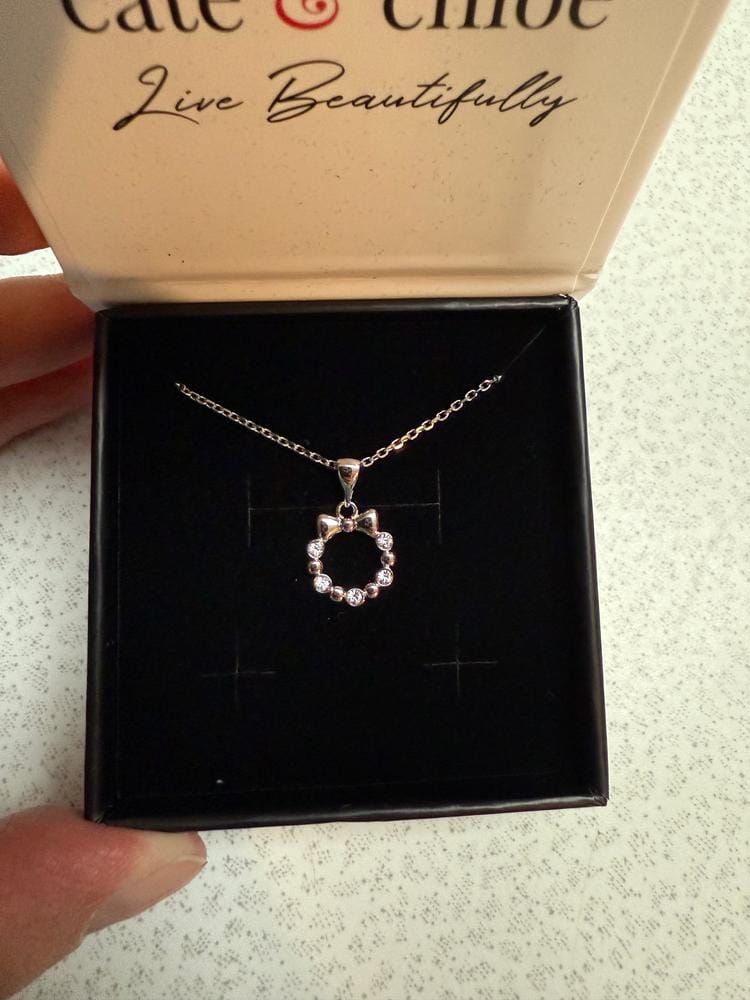 Customer photo review of Edith 18k White Gold Plated Silver Ribbon Necklace with Swarovski Crystals