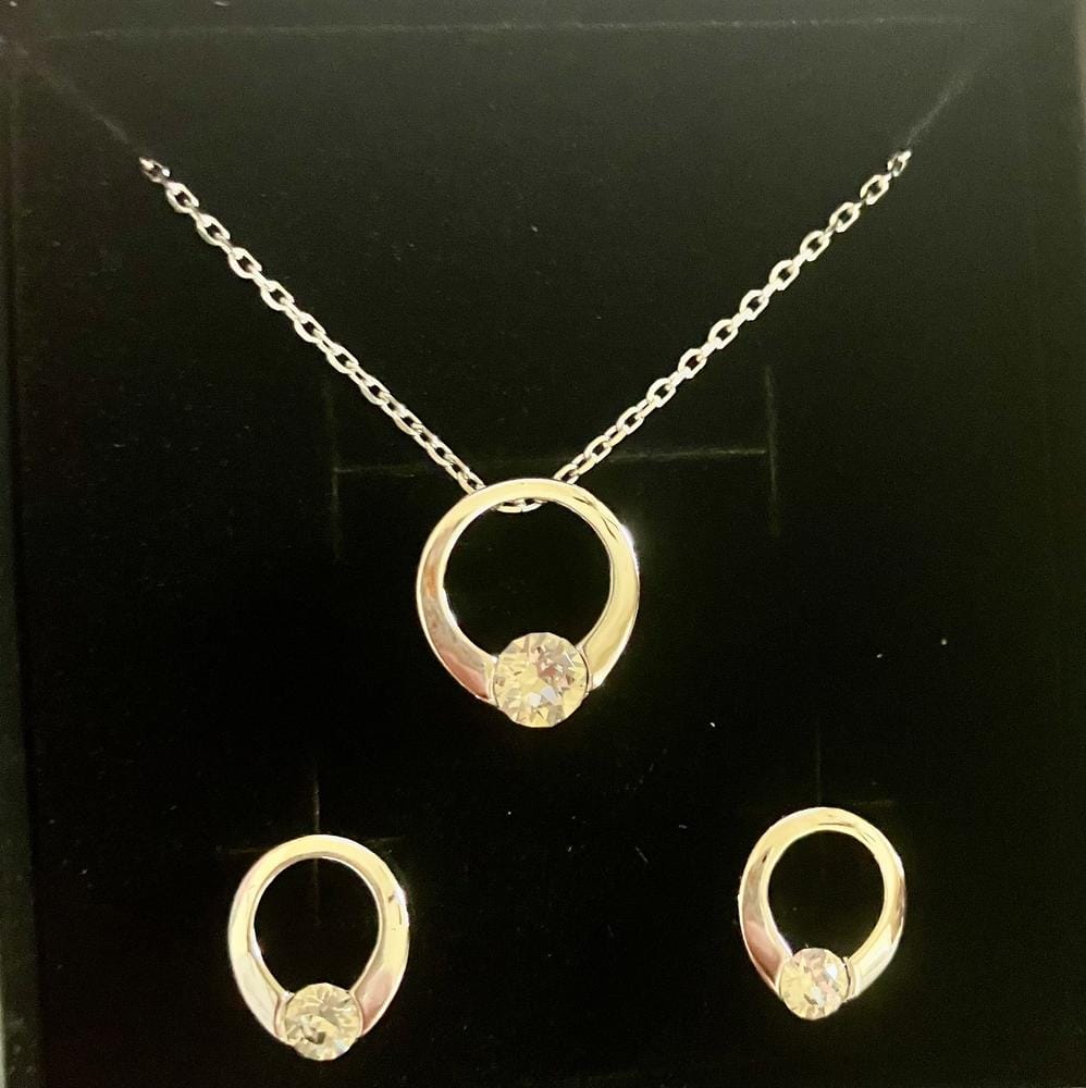 Customer photo review of Dahlia 18k White Gold Plated 13mm Hoop Necklace with Swarovski Crystal