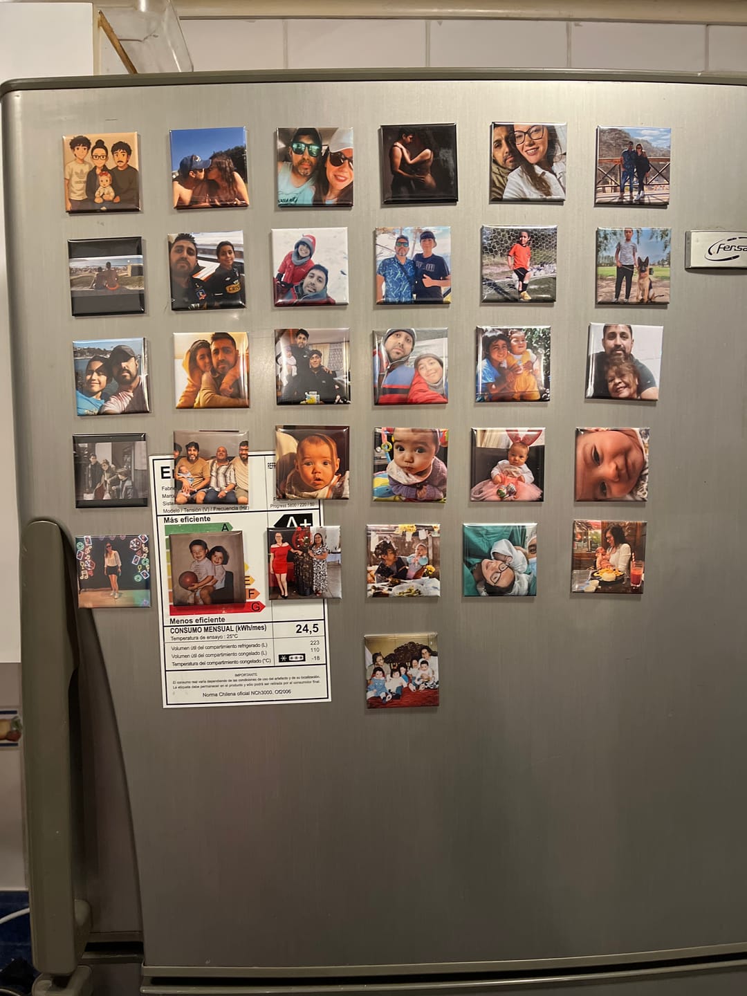 Customer photo review of Pack 12 Imanes personalizados Cuadrados