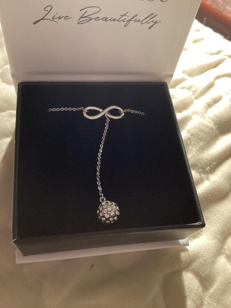 Customer photo review of Sonya 18k White Gold Plated Silver Y-Necklace with Swarovski Crystals - Fab Fav