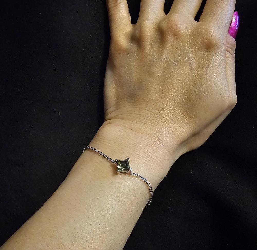 Customer photo review of Samantha 18k White Gold Plated Bracelet with Black Swarovski Crystal - Final Sale