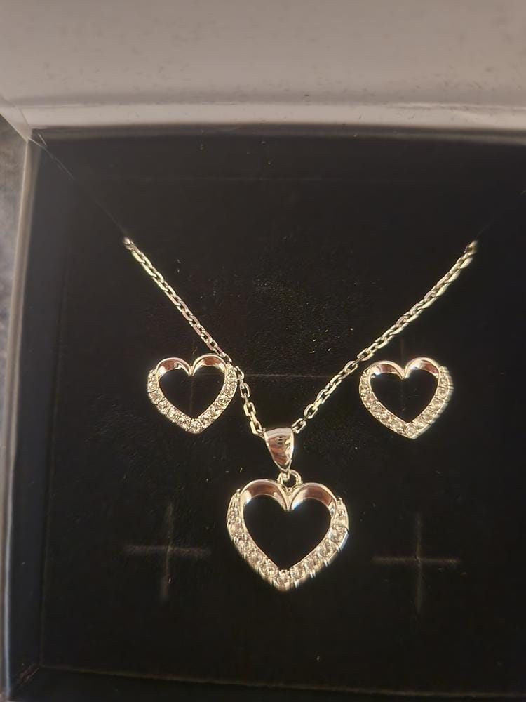 Customer photo review of Chelsea 18k White Gold Plated Silver Heart Necklace and Earring Set with Swarovski Crystals