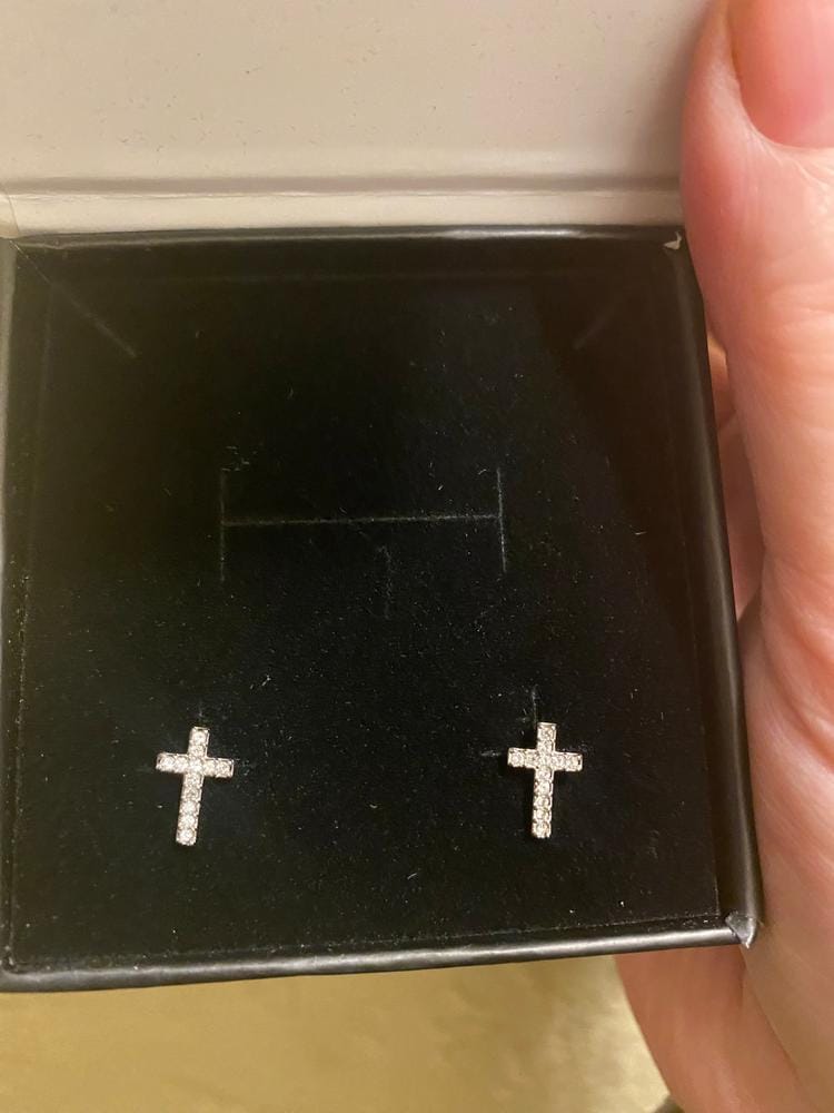 Customer photo review of Nayeli 18k White Gold Plated Silver Cross Stud Earrings with Swarovski Crystals