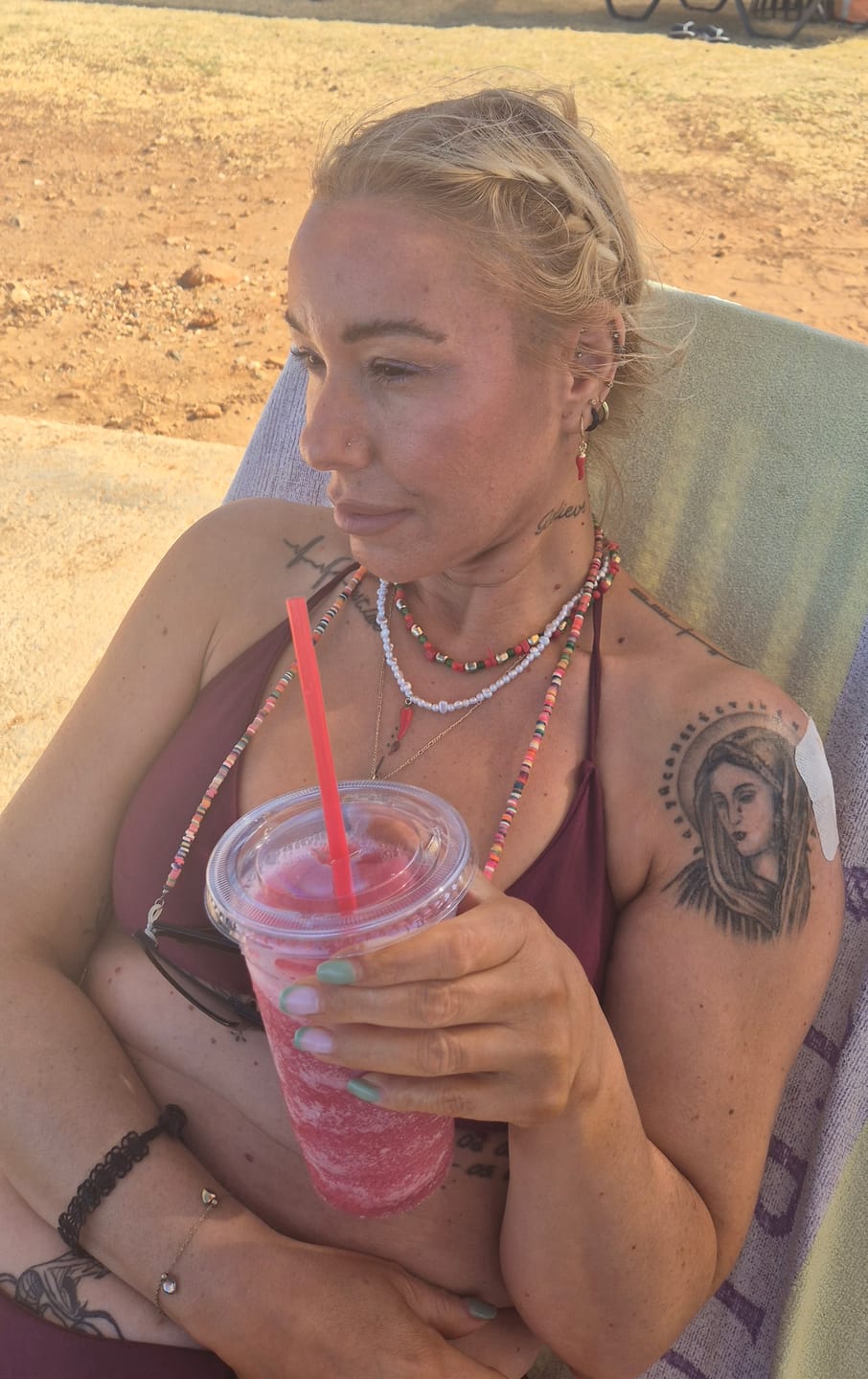 Customer photo review of MASTIC TAN