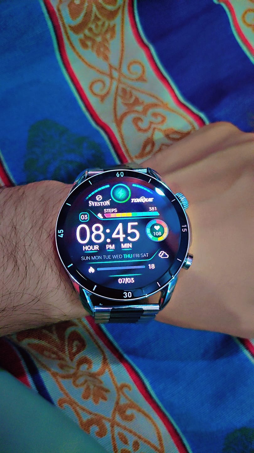 Customer photo review of Torque Chain Smartwatch