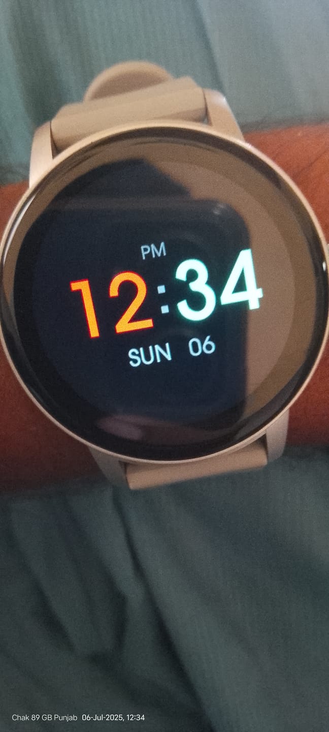 Customer photo review of Valentina Smartwatch