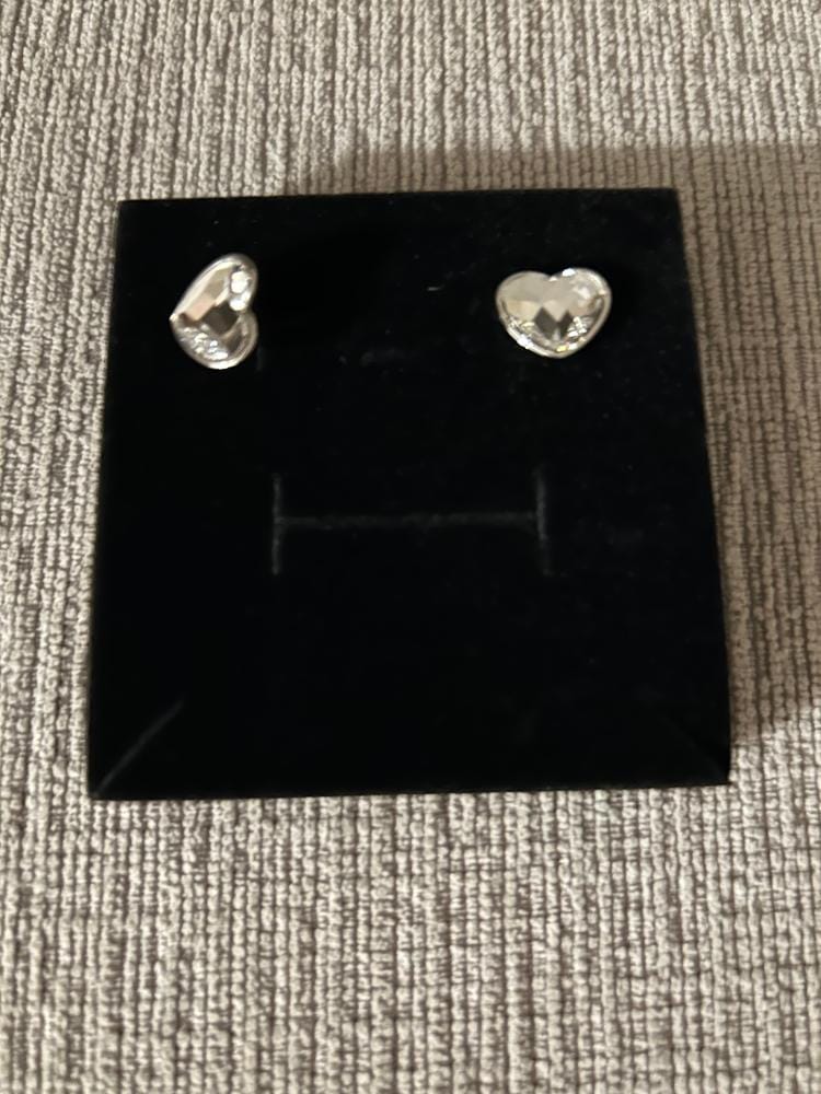 Customer photo review of Violet 18k White Gold Plated Heart Stud Earrings with Swarovski Crystals - Final Sale