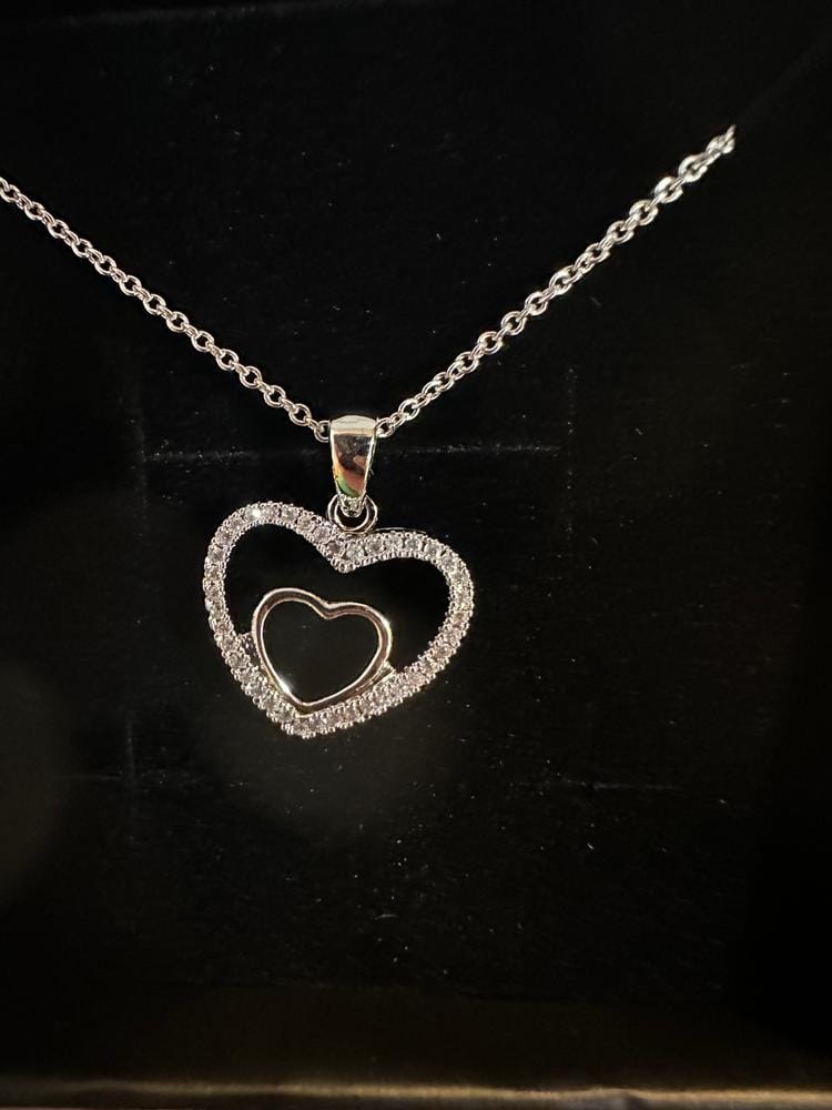Customer photo review of Amorette 18k White Gold Plated Necklace with Simulated Diamond Crystals & Heartfelt Message for Daughter