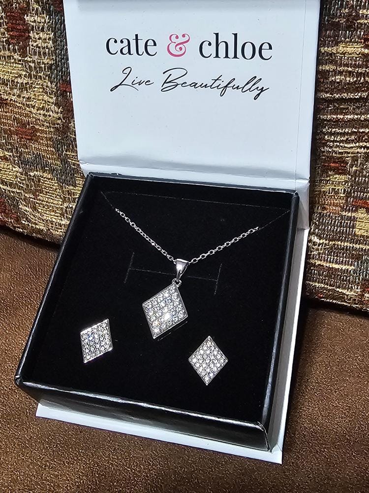 Customer photo review of Lennon 18k White Gold Necklace and Stud Earrings Jewelry Set with Crystals
