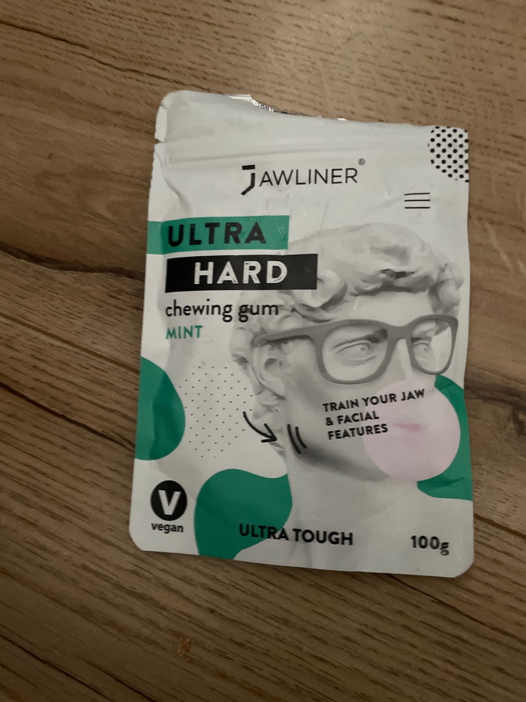 Customer photo review of JAWLINER® Fitness Chewing Gum