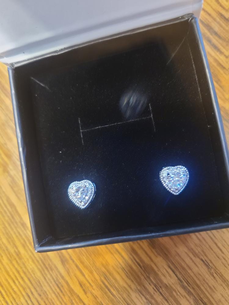 Customer photo review of Coraline 18k White Gold Plated Silver Heart Stud Earrings with Simulated Diamond Crystals