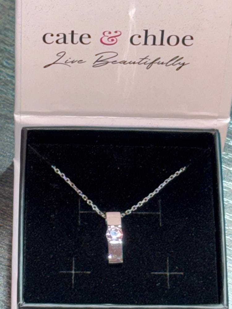 Customer photo review of Nailea 18k White Gold Plated Pendant Necklace with Swarovski Crystals