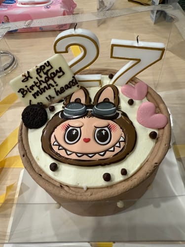 Yunseo L. review of 【LIMITED EDITION】CLASSIC FLUFFY CAKE image 1 out of 1