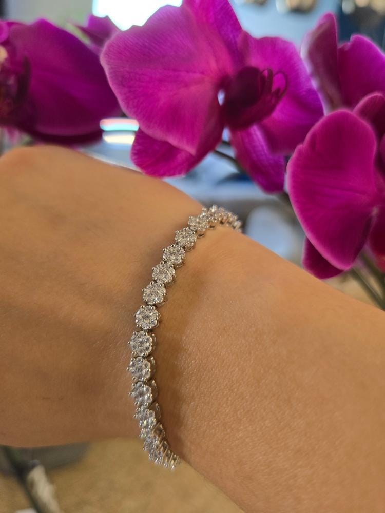 Customer photo review of Ally 18k White Gold Plated Tennis Bracelet with Simulated Diamond Crystals