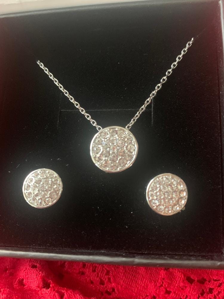 Customer photo review of Nelly 18k White Gold Plated Pave Stud Earrings with Swarovski Crystals