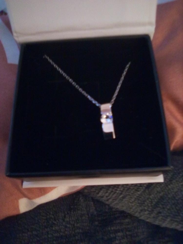Customer photo review of Nailea 18k White Gold Plated Pendant Necklace with Swarovski Crystals