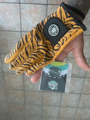 Customer photo review of Tiger G.O.A.T Glove