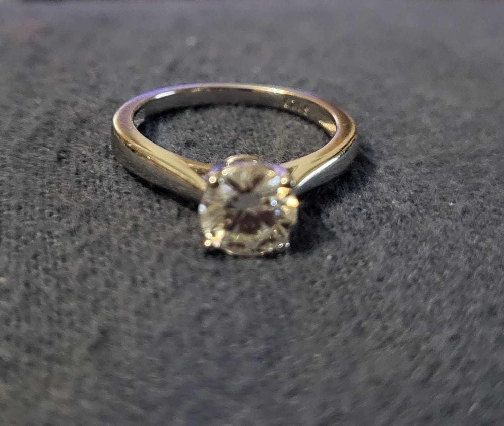 Customer photo review of Moissanite by Cate & Chloe Abigail 1.0tcw Round Cut 925 Sterling Silver 18k White Gold Plated Engagement Ring