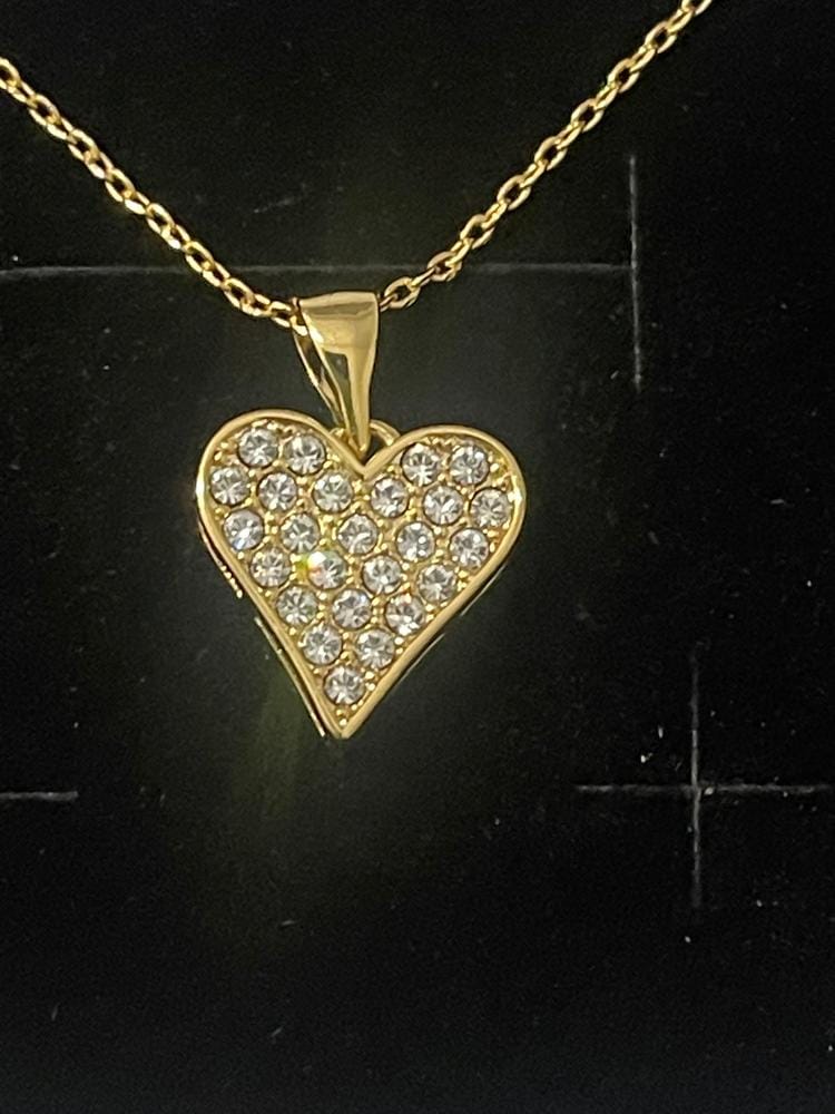 Customer photo review of Cecilia 18k White Gold Plated Heart Pendant Necklace with Swarovski Crystals