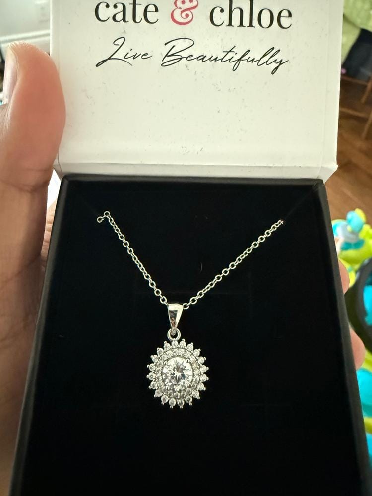 Customer photo review of Cordelia 18k White Gold Plated Silver Pendant Necklace with Simulated Diamond Crystals - Fab Fav Deals