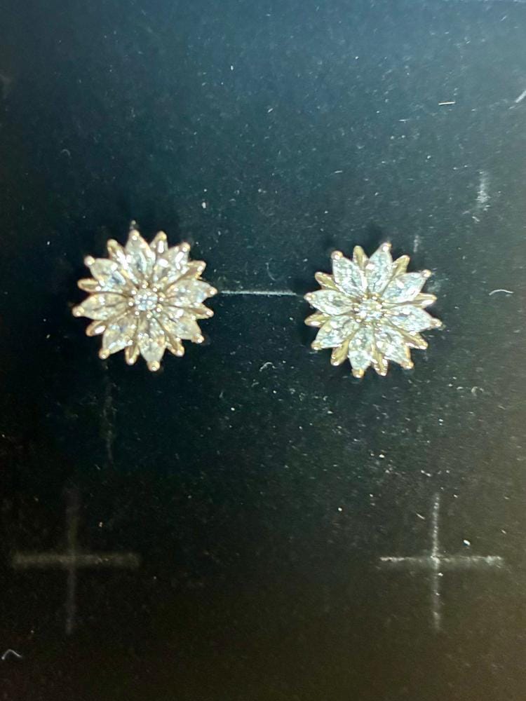 Customer photo review of Lily 18k White Gold Plated Flower Stud Earrings with Simulated Diamond Crystals