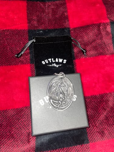 Customer photo review of DRAGON BADGE.