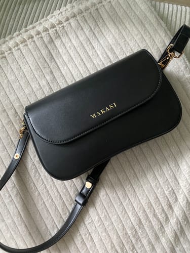 Customer photo review of CHLOIE - BLACK