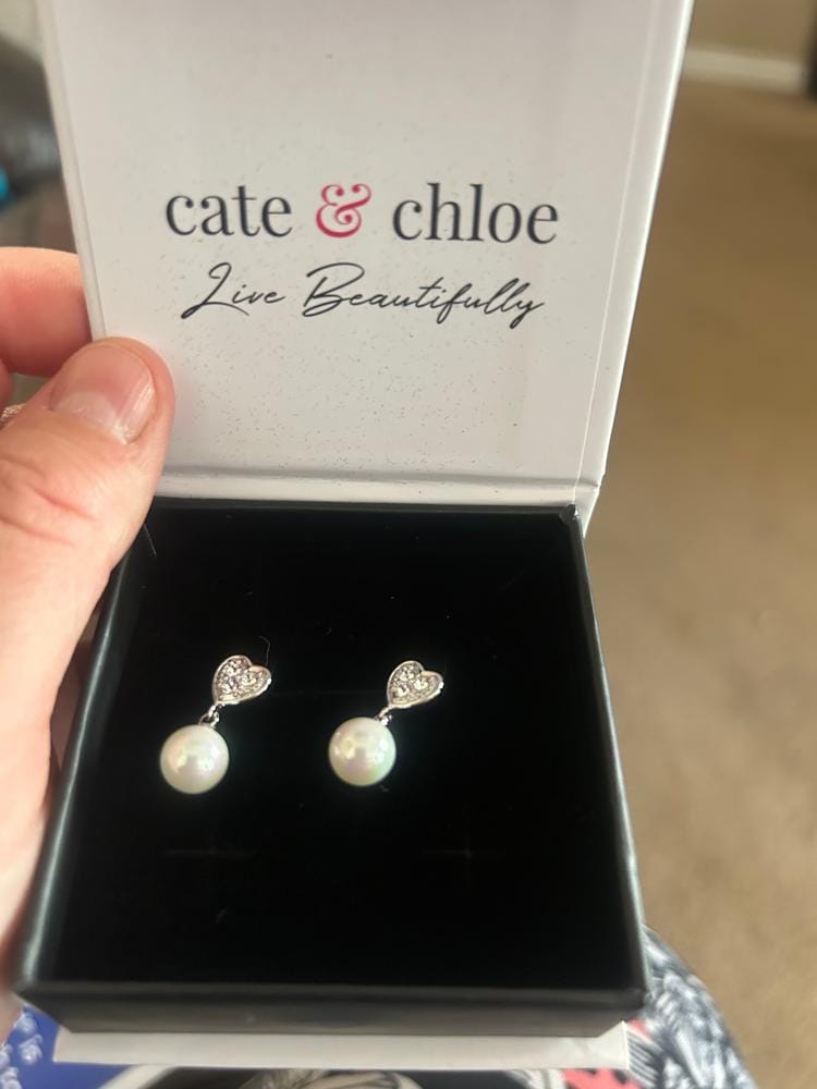 Customer photo review of Kenley 18k White Gold Plated Heart Dangle Earrings with Pearls and Swarovski Crystals - Fab Fav